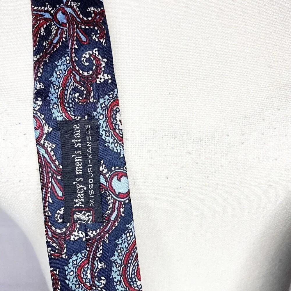 Vintage Christian Dior Paisley Tie Paris New York Pure 100% Silk 54”X 4”